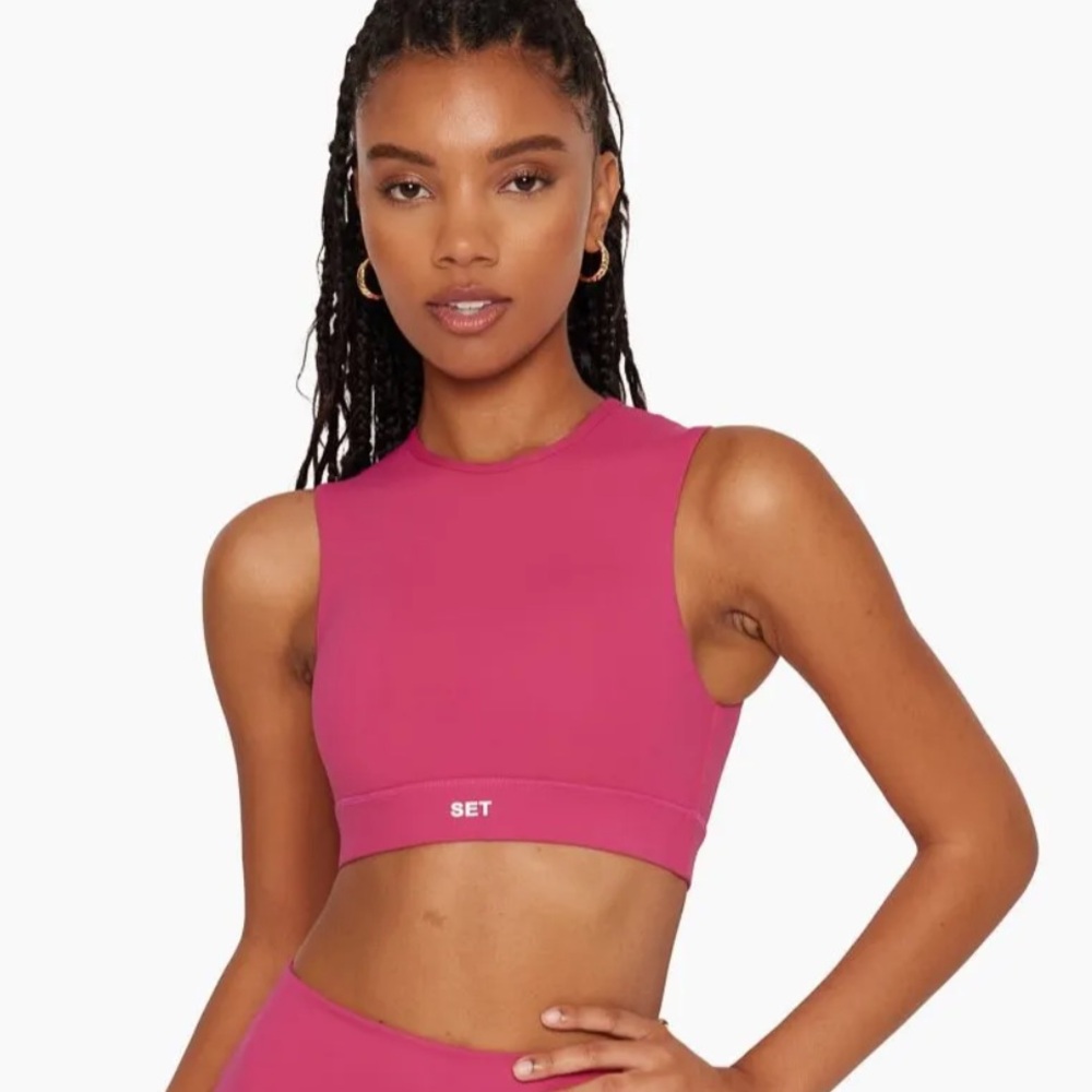 SET Active LUXFORM Razzle Full Circle Bra. Size Medium. NWOT